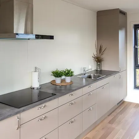 3 Bedroom Cozy In Holiday home