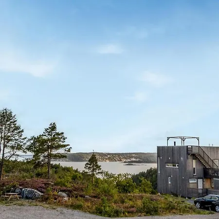 3 Bedroom Cozy In بيت للعطل Sondeled