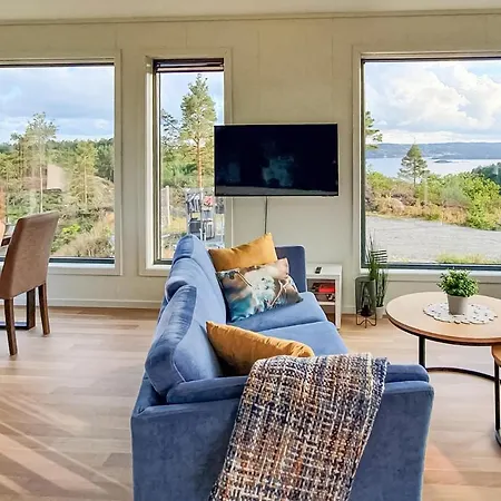 3 Bedroom Cozy In
