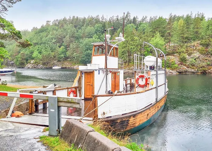 3 Bedroom Cozy In Casa de Férias *