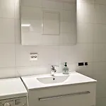 3 Bedroom Cozy In